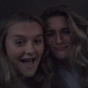 Meet your Posher, Danika